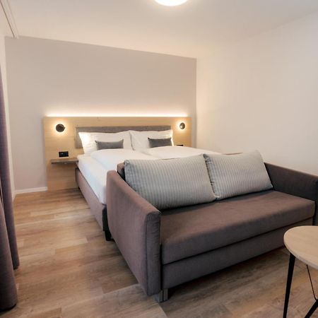 Hotel Restaurant Kreuz Kaiserstuhl Экстерьер фото