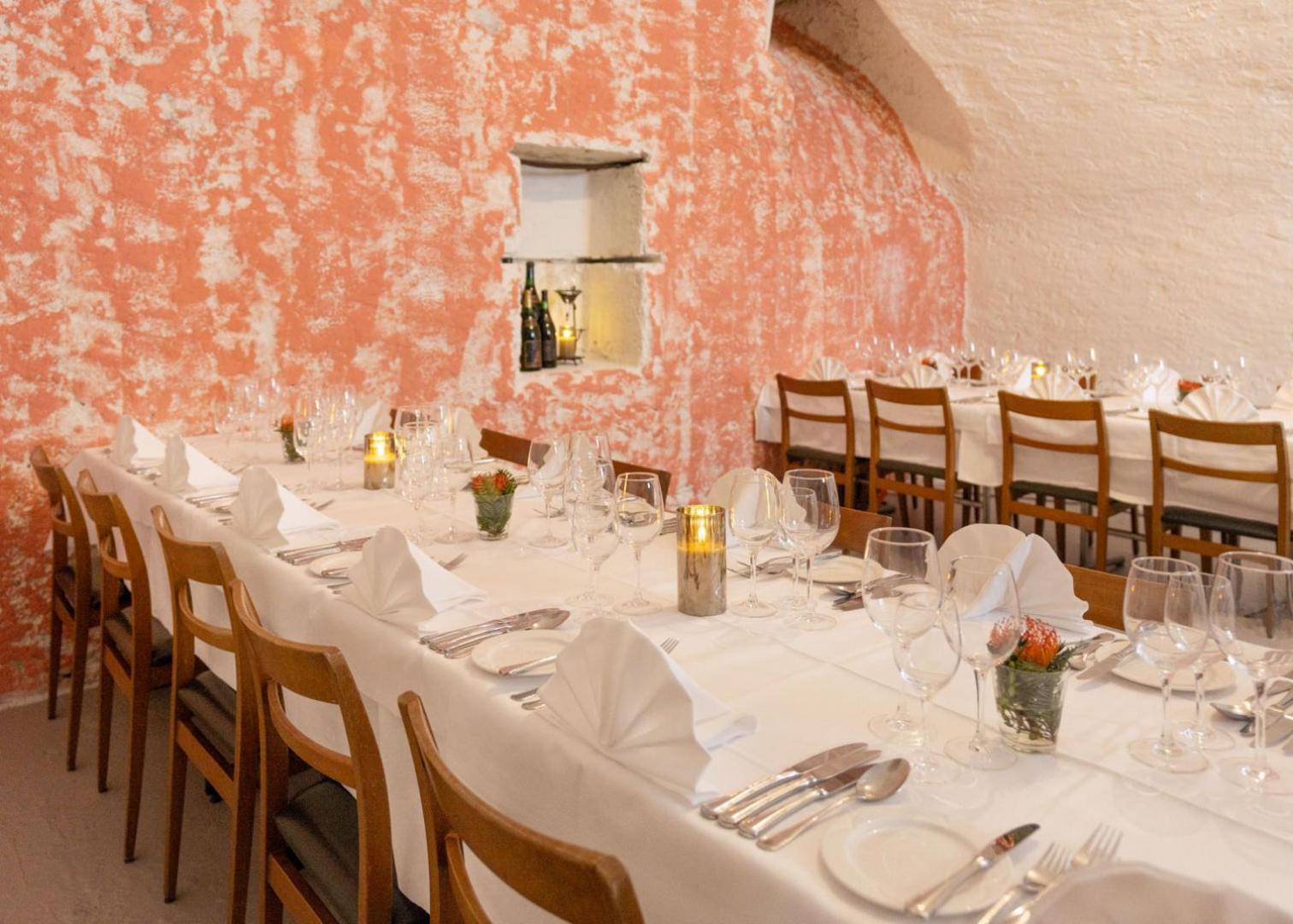 Hotel Restaurant Kreuz Kaiserstuhl Экстерьер фото