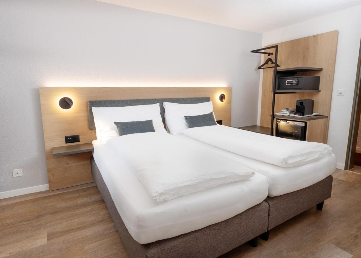 Hotel Restaurant Kreuz Kaiserstuhl Экстерьер фото