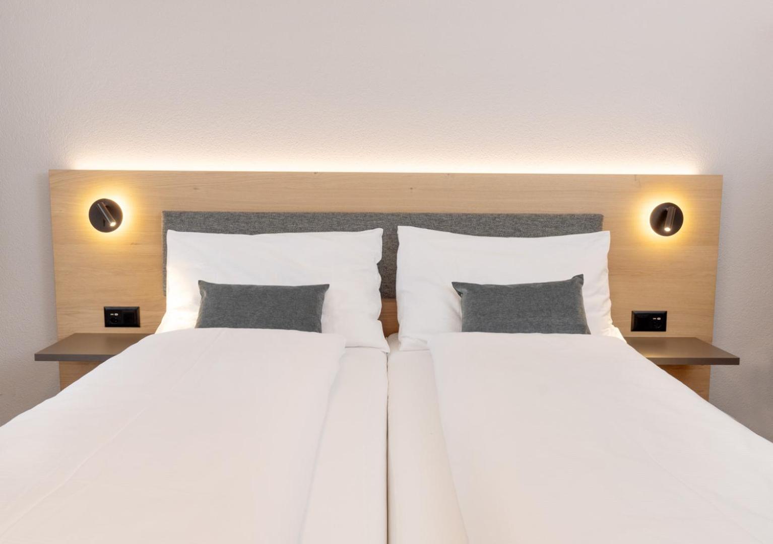 Hotel Restaurant Kreuz Kaiserstuhl Экстерьер фото
