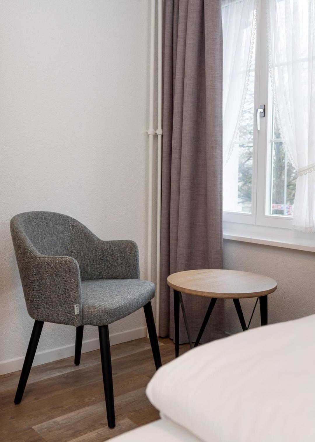 Hotel Restaurant Kreuz Kaiserstuhl Экстерьер фото