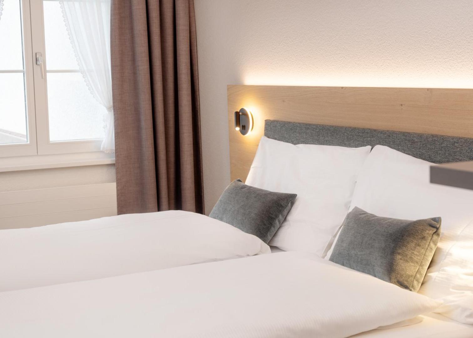 Hotel Restaurant Kreuz Kaiserstuhl Экстерьер фото