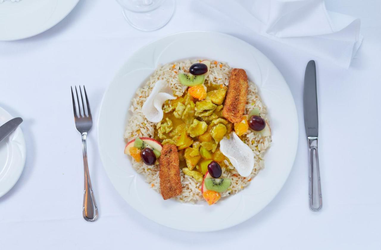 Hotel Restaurant Kreuz Kaiserstuhl Экстерьер фото